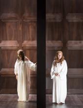 Oper Graz - Don Carlo - Bild: Oksana Volkova (Prinzessin Eboli) und Aurelia Florian (Elisabeth)