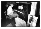 Joseph Beuys, Kukei, Akopee – Nein!, BRAUNKREUZ – FETTECKEN – MODELLFETTECKEN, während des Festival der Neuen Kunst, 20. Juli 1964, Fotografie s/w, Foto: Peter Thomann, © Peter Thomann, © Estate of Joseph Beuys/VG Bild-Kunst, Bonn 2014