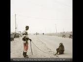 „Road Atlas”: Pieter Hugo, Garuba Yaku with Rando, Abuja, Nigeria, Aus der Serie: The Hyena & Other Men, 2005 © Pieter Hugo 