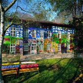 Haus der Künstler, Ostfassade © Privatstiftung Künstler aus Gugging