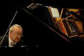 Alfred Brendel, Foto: Andrea Kremper