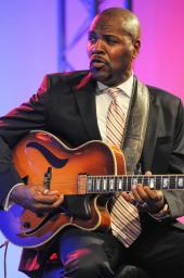 Bobby Broom