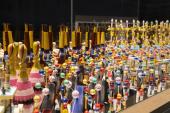 Ausstellungsansicht, MAK Wien, 2013, Pae White. O R L L E G R O
