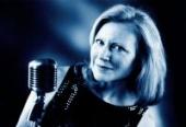 Foto Theater Akzent, GEBRAUCHTE LIEDER mit Maren Kroymann & Band