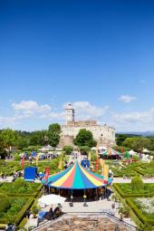 NÖ Familienfest auf der Schallaburg - Der Schlossgarten wird zum Abenteuerspielplatz!