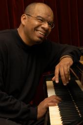 Luis Perdomo
