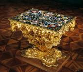 Foto: TISCH - Giovanni Giuliani (1664–1744) - Vergoldeter Holzfuß für eine Pietra Dura-Tischplatte von Piero Pandolfini, 1711